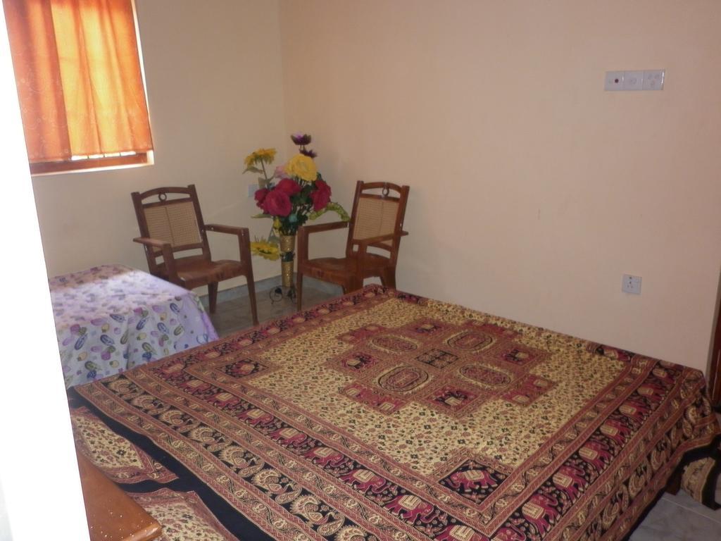 Seetha'S Hostel Νεγκόμπο Δωμάτιο φωτογραφία